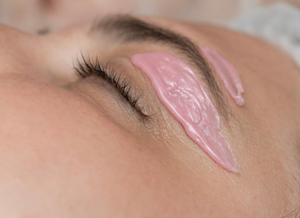 Eyebrow Wax